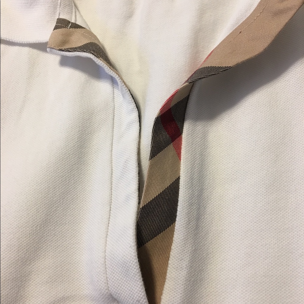 Burberry short sleeved white and check polo!