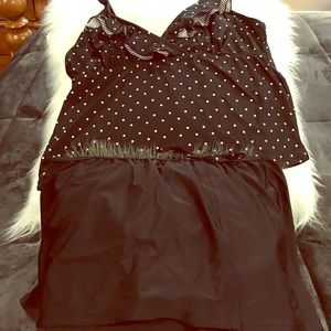2Piece Black & White Dots Make An Offer
