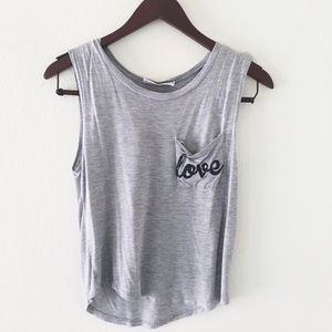 "Love" sequins pocket tank
