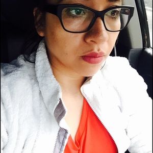 Meet your Posher, Xiomara