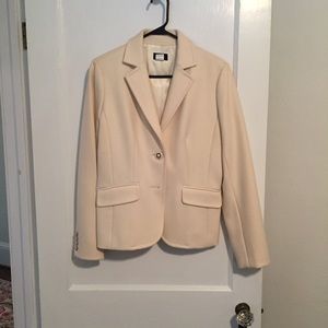 J Crew winter white size 10 fitted