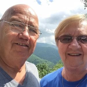 Meet your Posher, Sandy