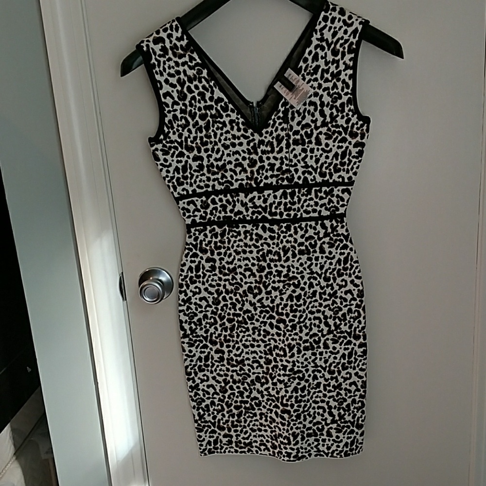 BCBG Maxazria size S cheetah stretch dress