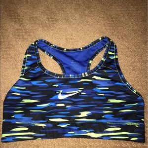Adult xs nike sports bra