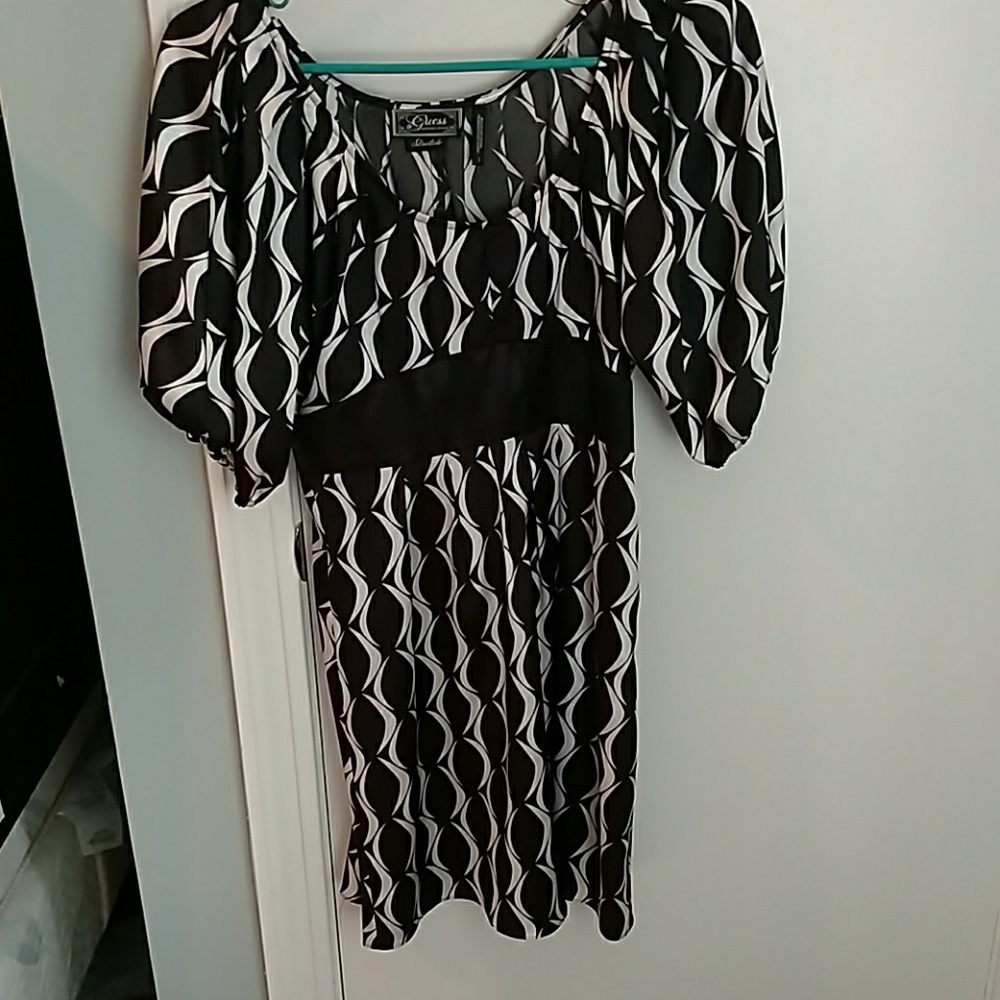 Guess black and white satin dress