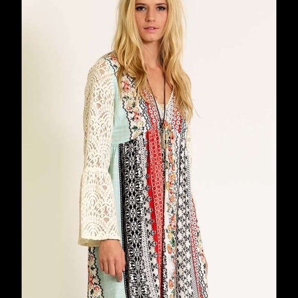 Plus size boho lace sleeves dress floral sold - Picture 3 of 3