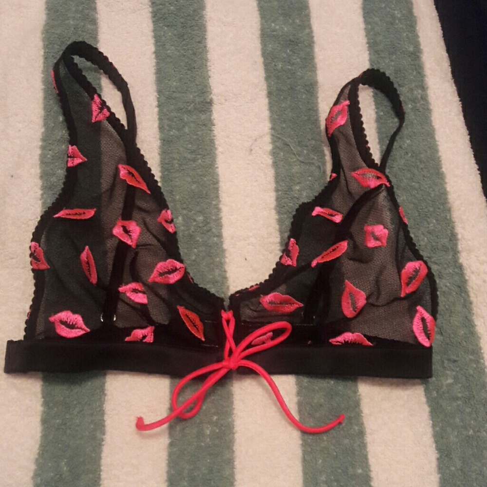 Victoria Secret bra