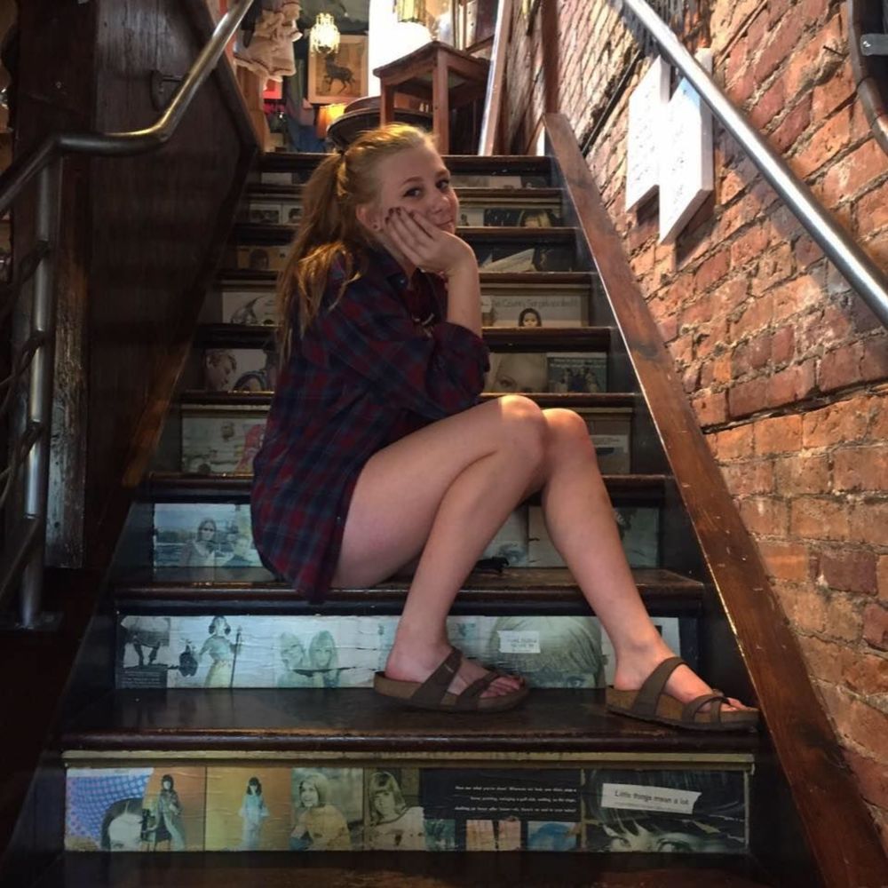 Meet your Posher, Rayanne