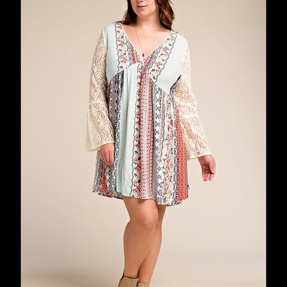 Plus size boho lace long sleeves dress 1X-3X sold - Picture 3 of 3