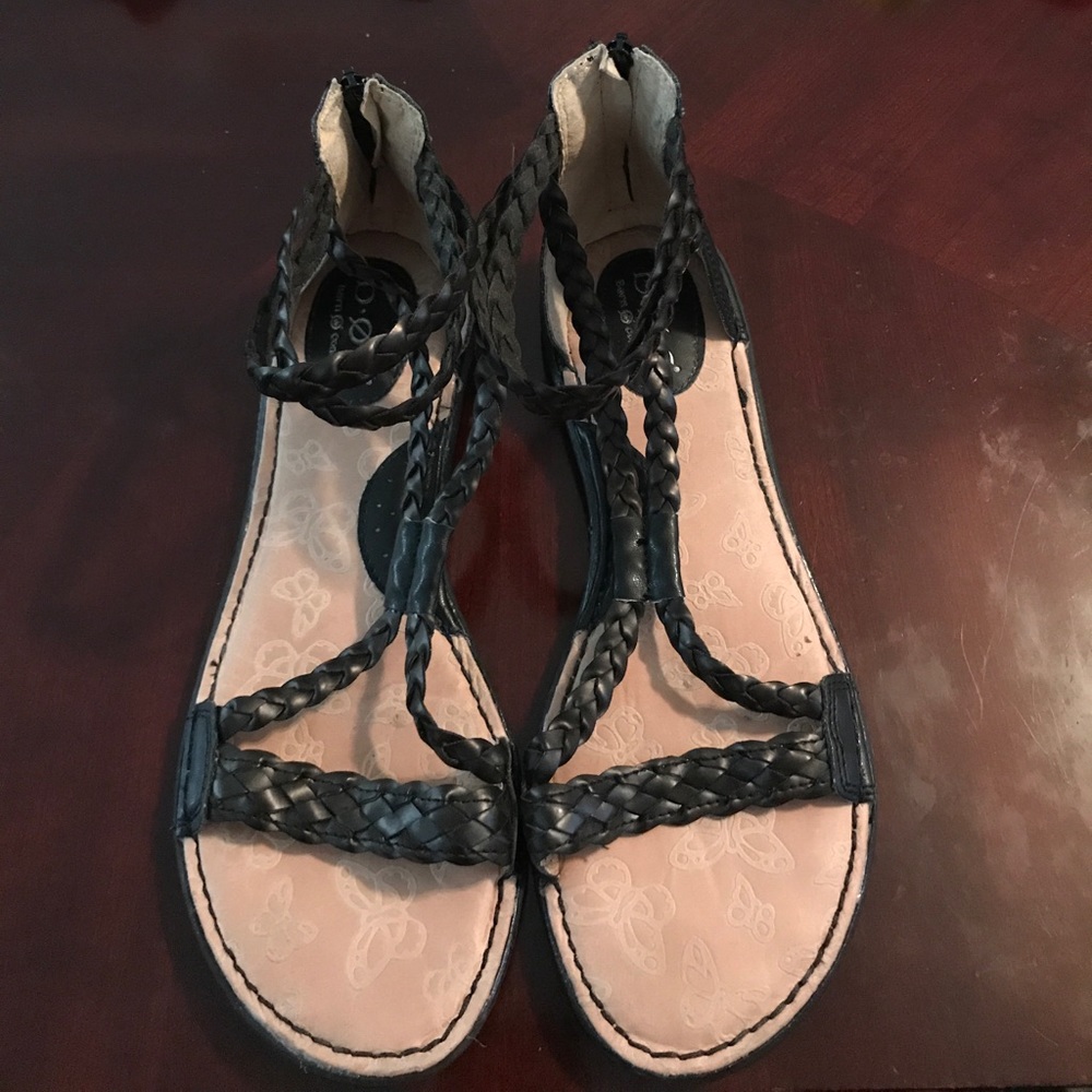 Leather gladiator sandals