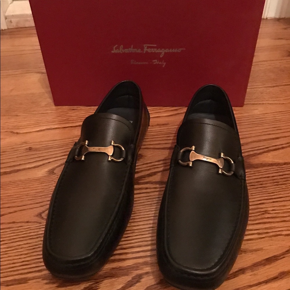 Salvatore ferragamo black loafer- new