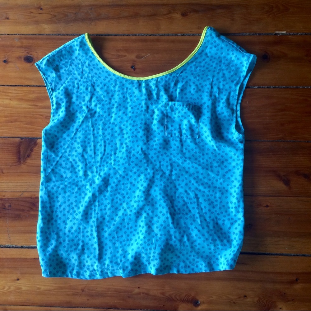 Professional chic business shirt