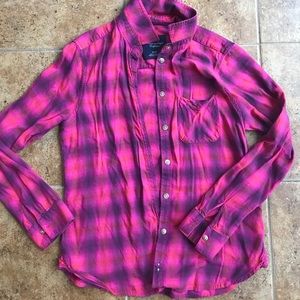 American eagle flannel button down