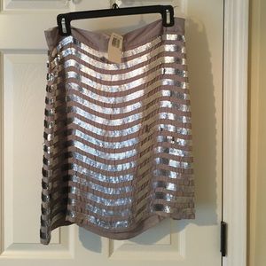 French Connection Silver Sequin Skirt. NWT! Size 8