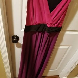 Maternity maxi dress