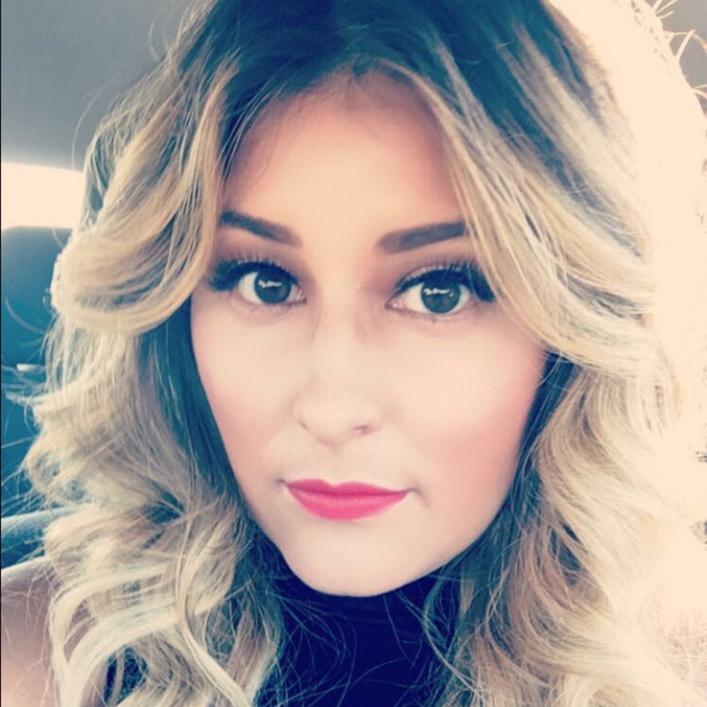 Meet your Posher, Michelle