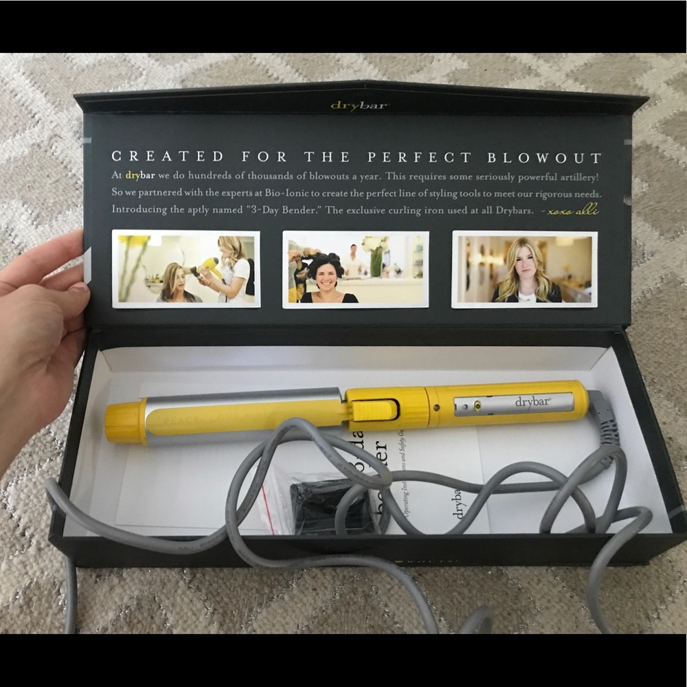 Dry Bar 3-Day Bender 1 1/4" Barrel Curling Iron
