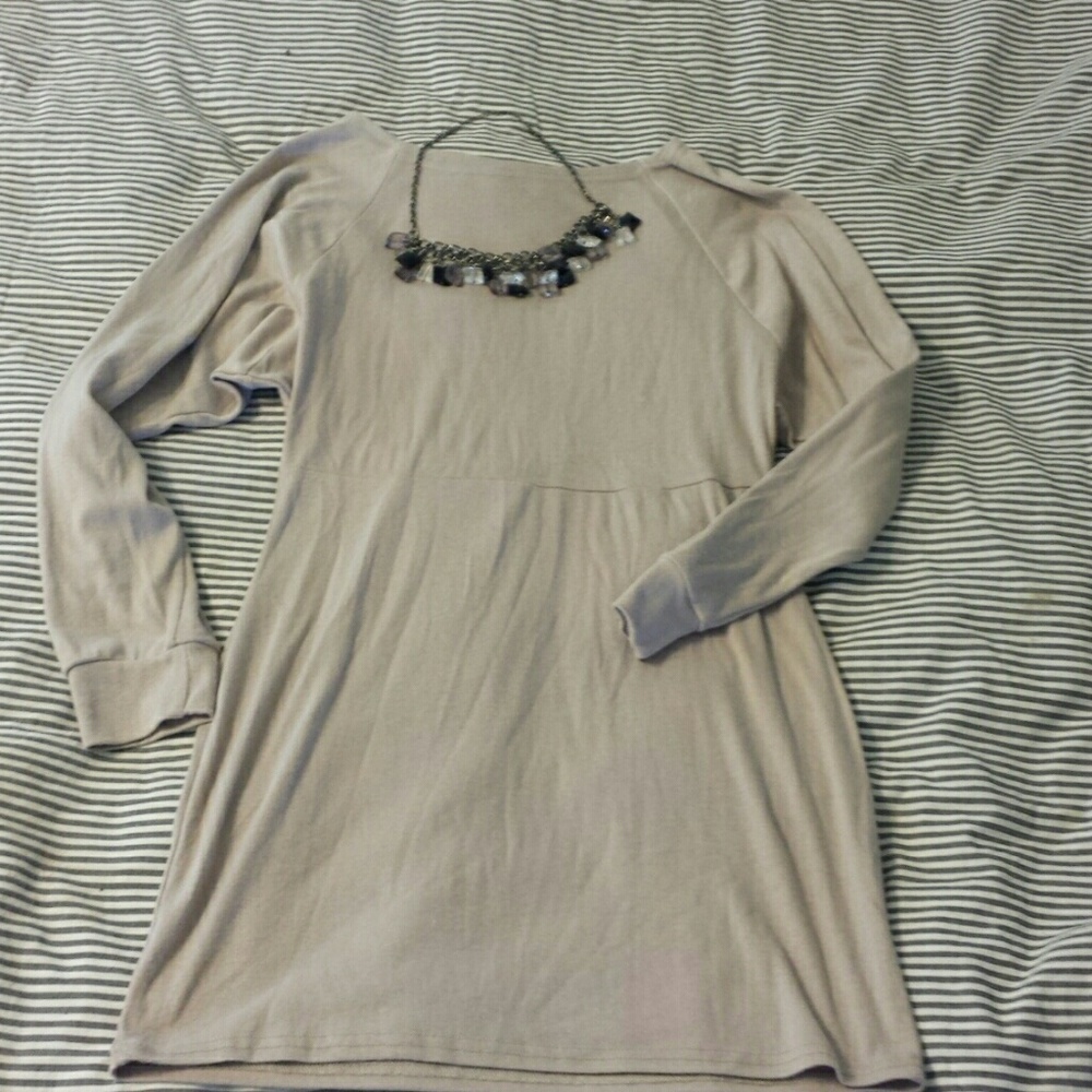 Comfy tshirt material long sleeve shirt