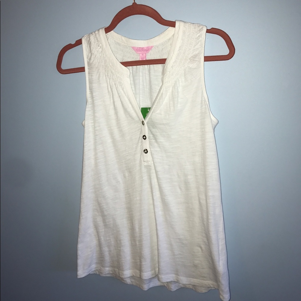 SOLD✨Lilly Pulitzer Essie top