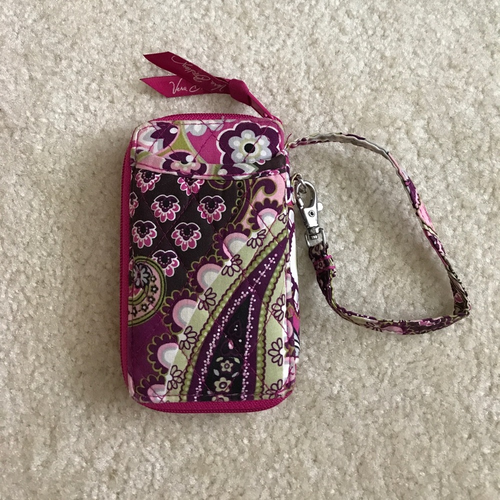 Vera Bradley very berry paisley wristlet