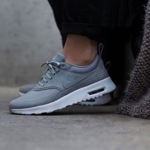 Nike Air Max Thea (gray)