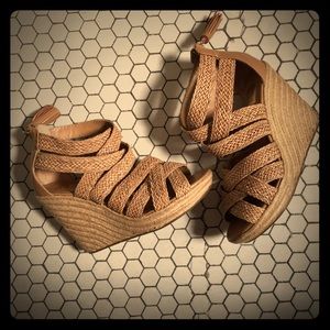 Dolce Vita espadrilles wedges size 8.5