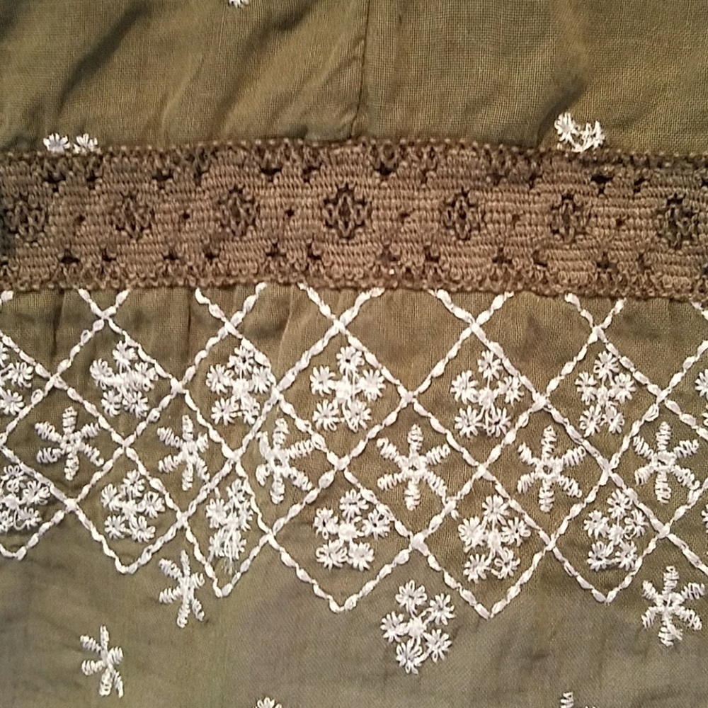 Intuitions 100% COTTON TANK,BEAUTIFUL EMBROIDERY - Picture 4 of 5