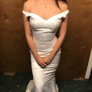 Wedding Dress/Gown