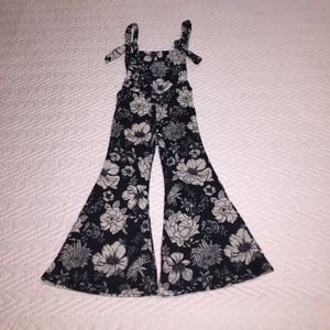 NWOT Harlow and Jade Knit Stretch Overalls