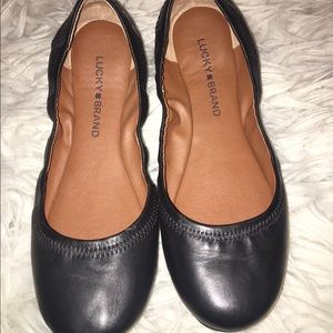 Lucky Brand black flats!