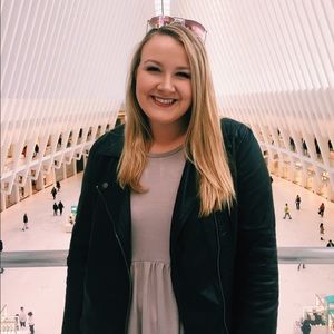 Meet your Posher, Caroline