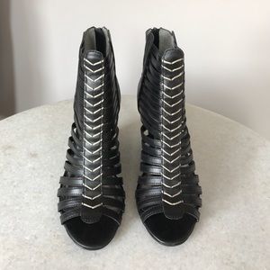 BRAND NEW Kathy Van Zeeland black leather wedges