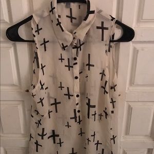 Cross Cut Out Top