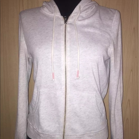 ❌SOLD❌ Victoria Secret Sequin Heart Hoodie - Picture 4 of 6