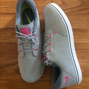 New, never worn women's golf shoes