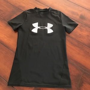 UNDER ARMOUR t shirt