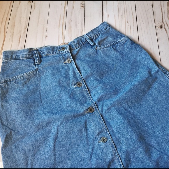 Kiko Mo Dresses & Skirts - ✨FLASH SALE✨ Vintage 1970s Jean Mini Skirt