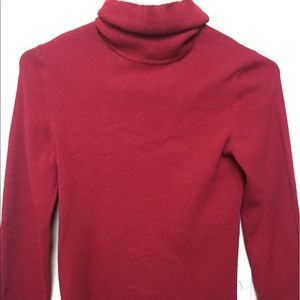 Long sleeve red