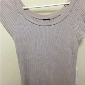 Cream scoop neck