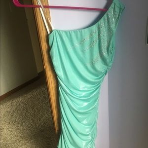 Den Stretchy One Shoulder Dress