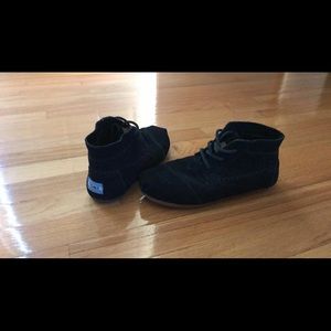 Toms shoes