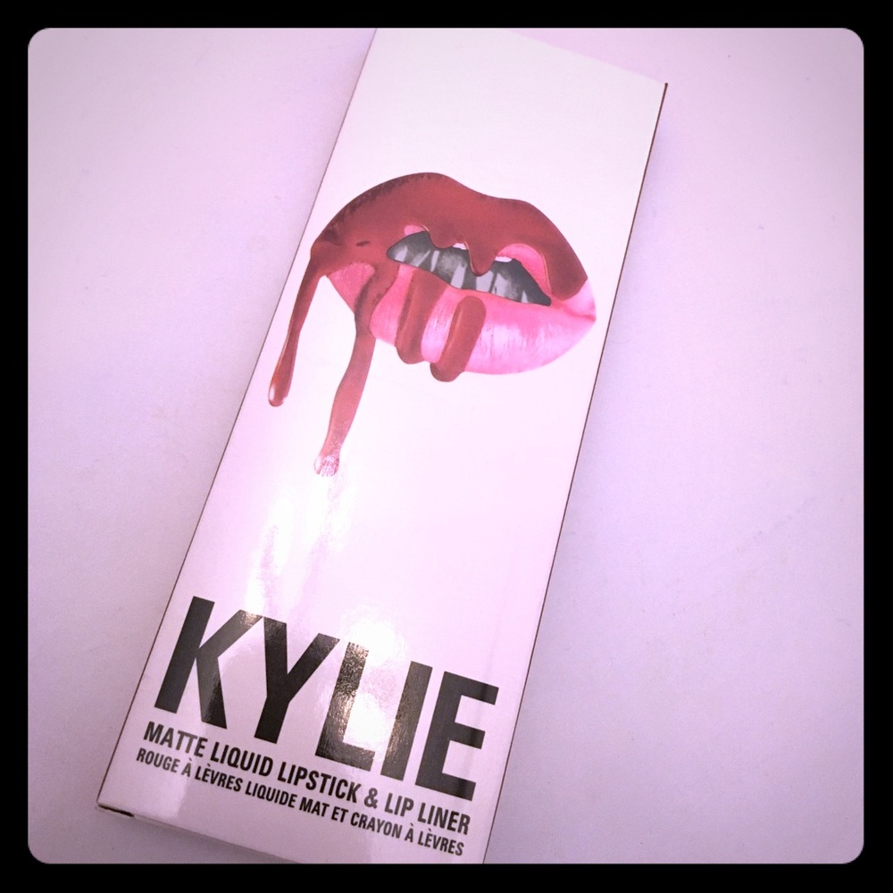 💢SOLD💢Kylie Matte Lipstick and Liner-Dolce K