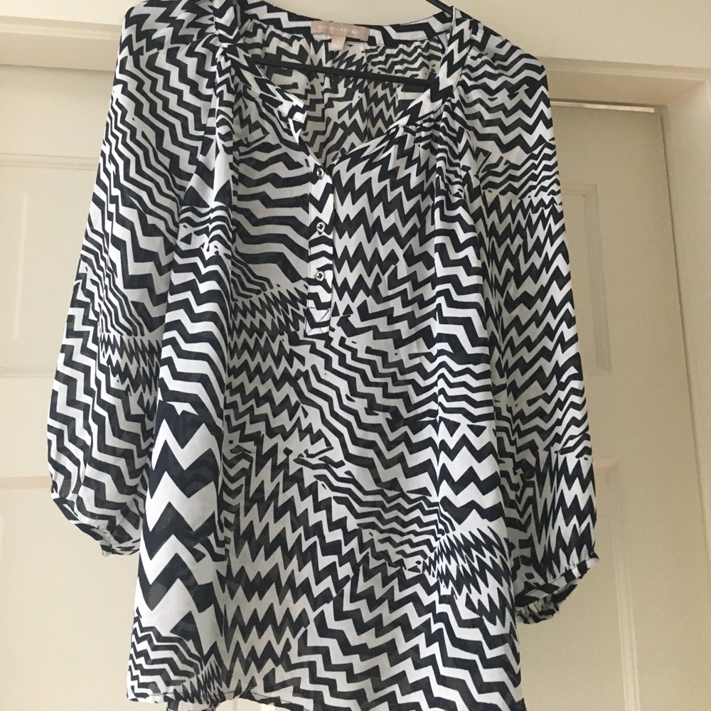 Banana Republic zigzag print blouse