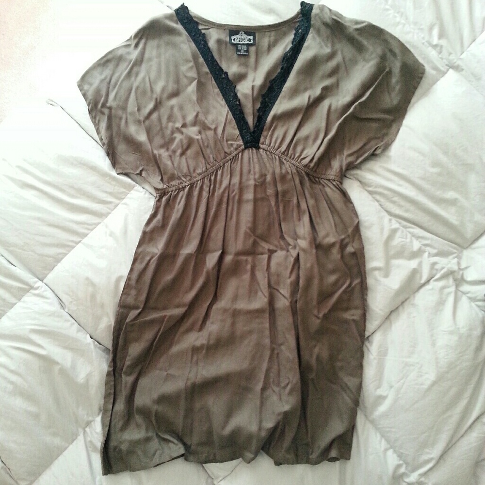 Olive boho v-neck tunic dress