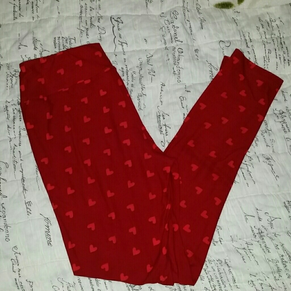 ❤Vintage Red Hearts LulaRoe Leggings❤
