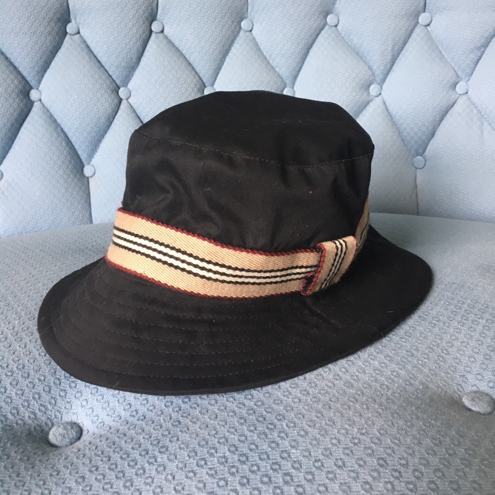 Burberry London black bucket hat/fedora