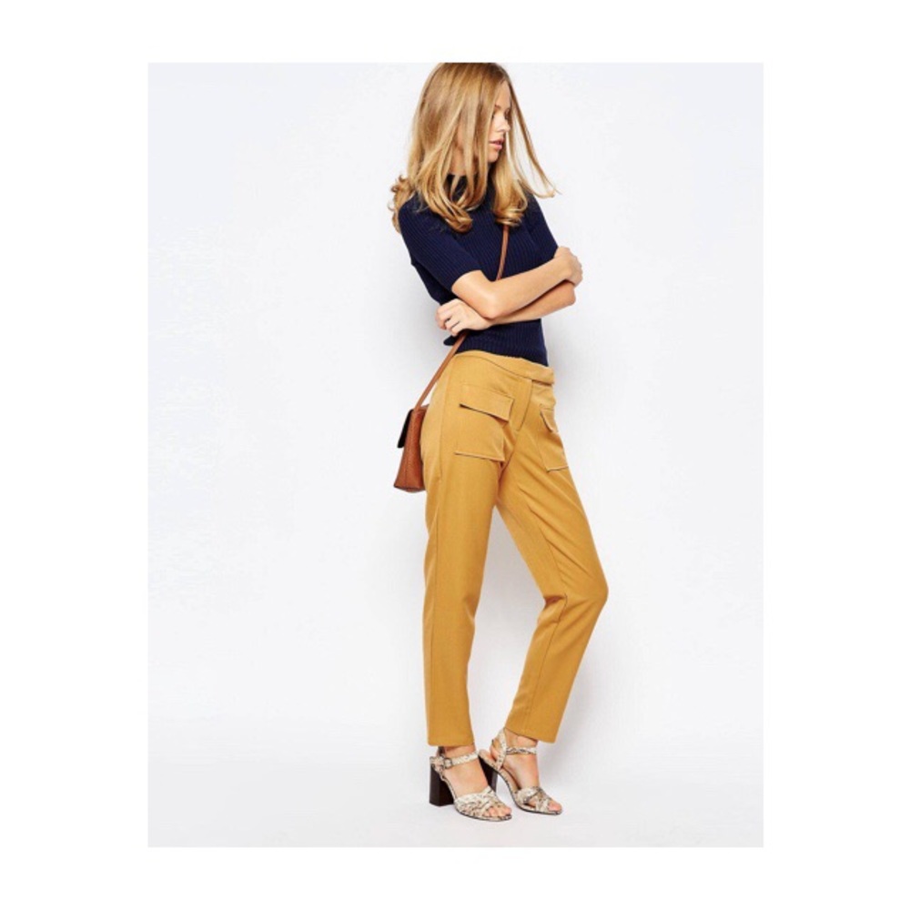 High Waisted Crop Pant with Flap Pocket, Size M