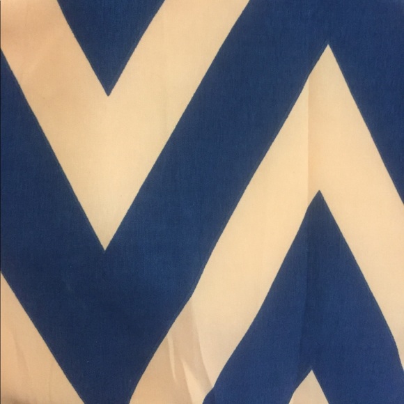 Navy & peach chevron Charlotte Russe dress. Small - Picture 3 of 3