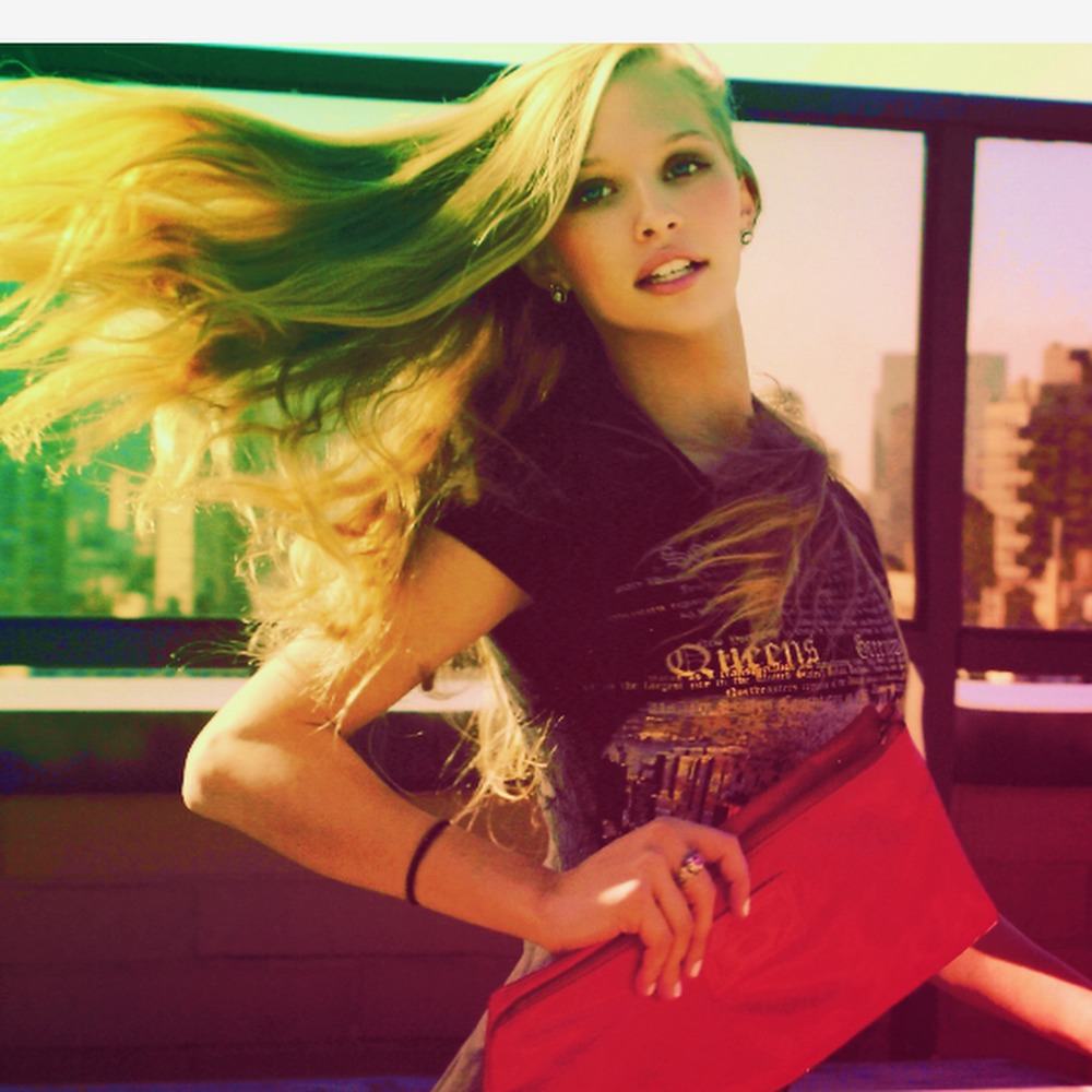 Meet your Posher, Emily