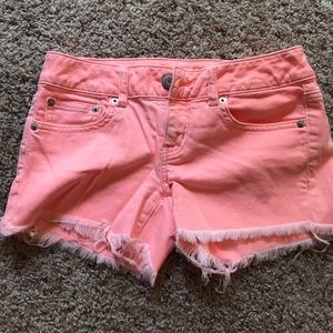 American Eagle peach/neon shorts